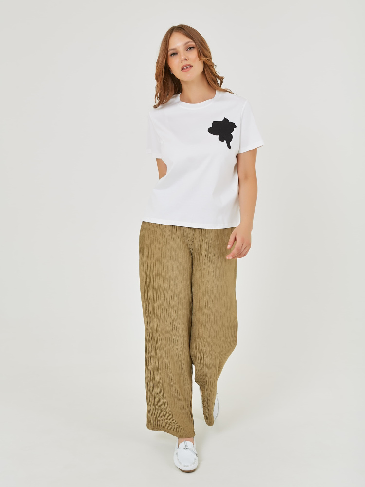 ФУТБОЛКА STERN с ярким цветочным рисунком из мягкого материала